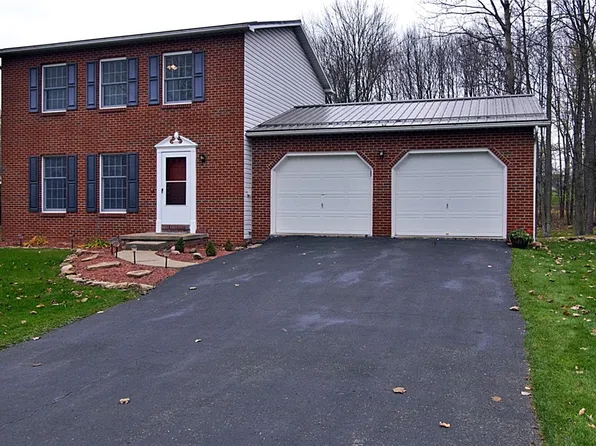 109 Kelly Blvd, Slippery Rock, PA 16057