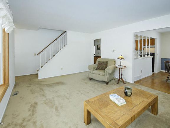 16003893_4