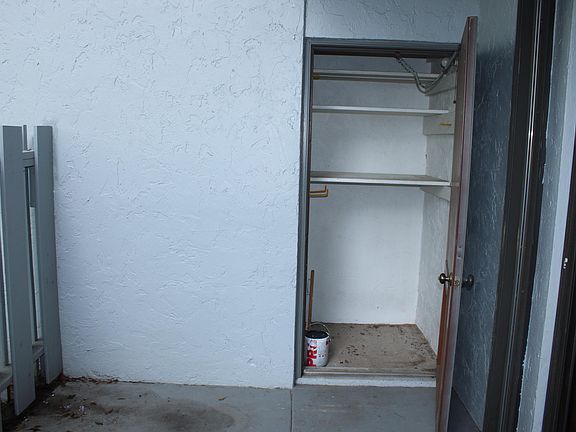 4th image of 2535 SW 22 Avenue #101