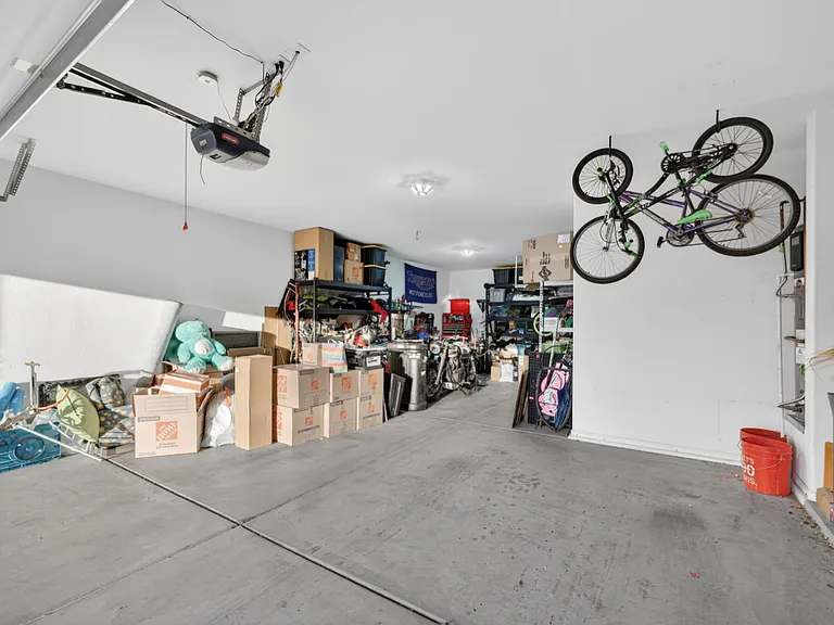 3-car Tandem garage