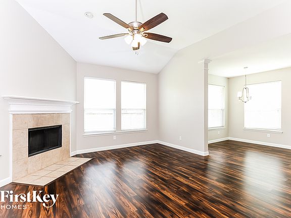 2nd image of 2507 Morningstar Ln