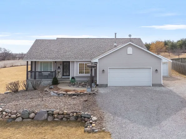 11851 NE 44th Ave, Mitchellville, IA 50169