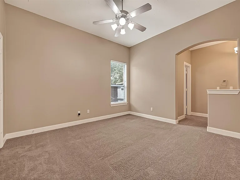 5934 Solar Point Ln — Photo 32