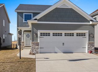 3127 Palmer Dr, Champaign, IL 61822