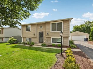 6469 N 104th St, Milwaukee, WI 53224