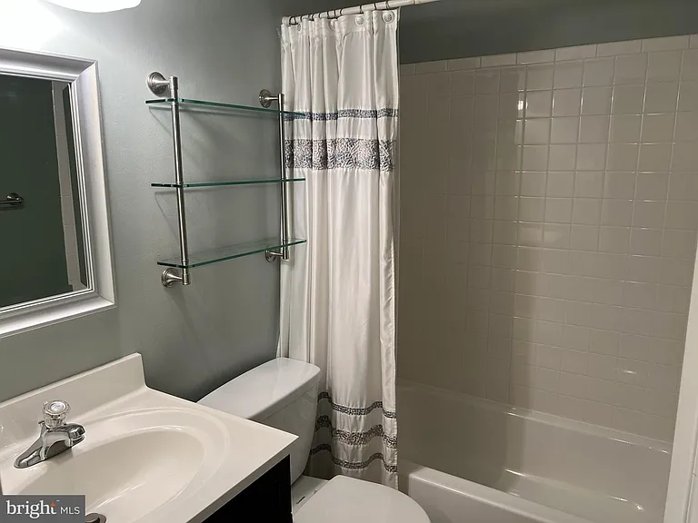 9015 Piney Grove Dr — Photo 31