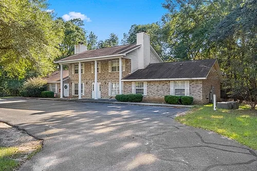 Floor plan 3336 Colonial Oaks Drive - 3348...