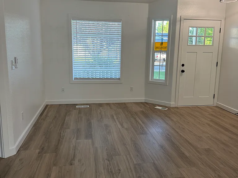 13332 W Broadleaf Ct — Photo 3