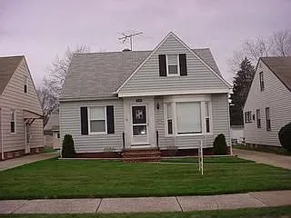 5124 E 119th St photo 1