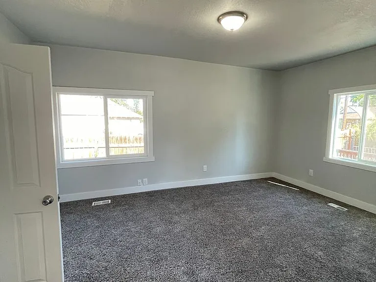2793 S 9000 W — Photo 15