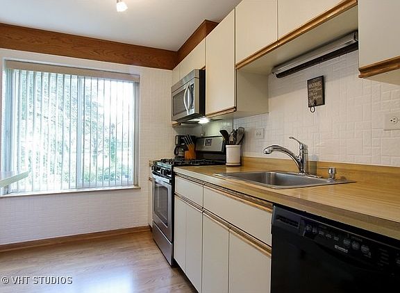 5th image of 909 E Kenilworth Ave Unit 122