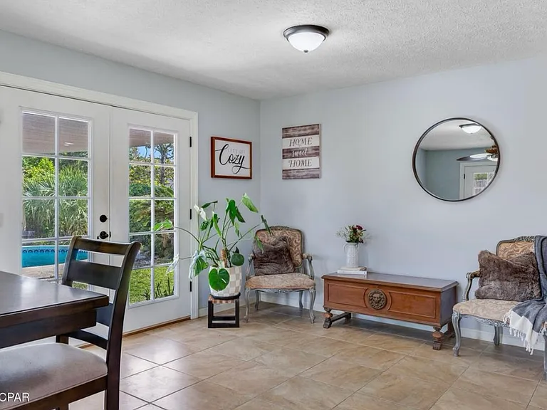 4459 Ashland Rd — Photo 5