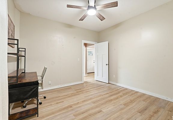 5th image of 113 E 155 S