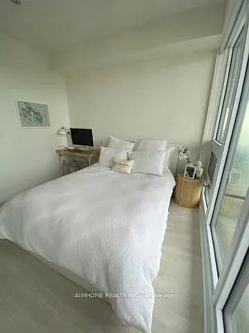 2221 Yonge St #5202 — Photo 13