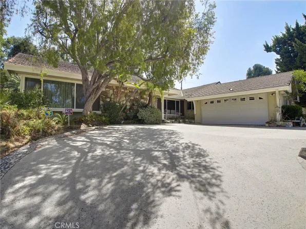 4064 Sapphire Dr, Encino, CA 91436