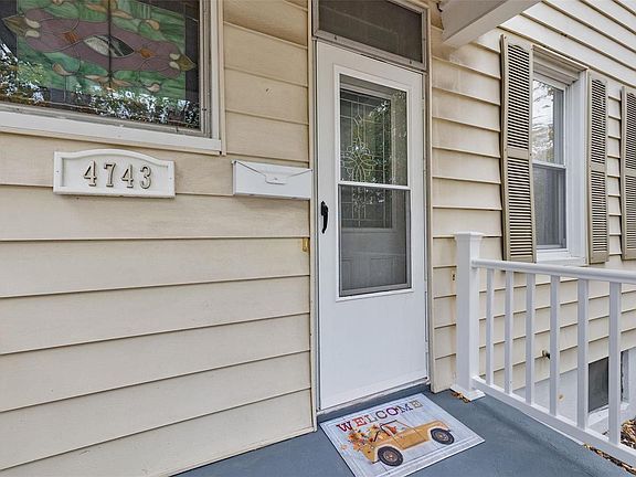 3rd image of 4743 Hummel Ave