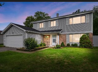 1010 Hunter St, Lombard, IL 60148