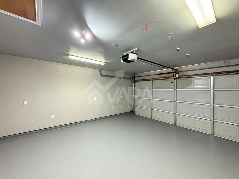 9840 Logans Ridge Dr — Photo 19