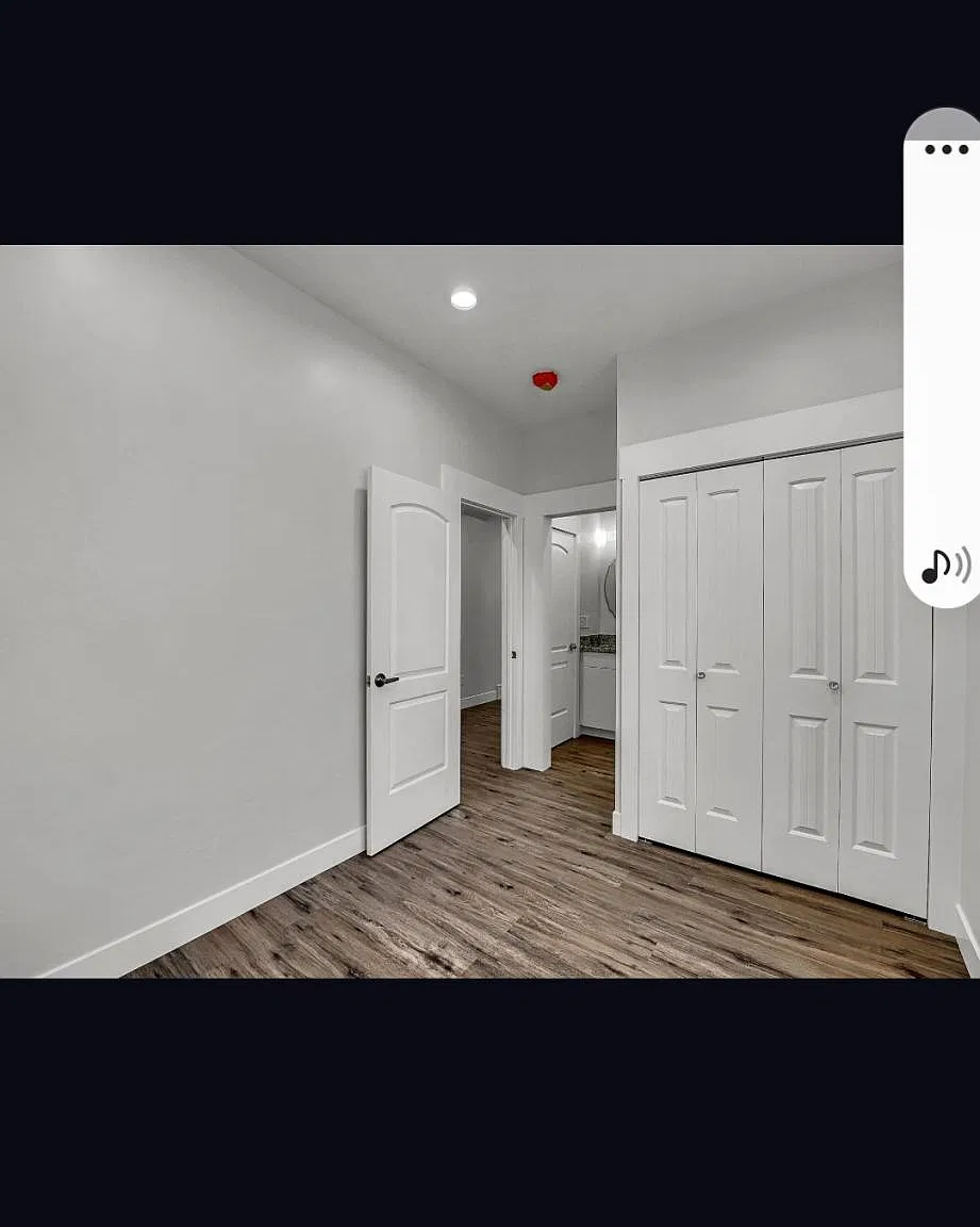931 S Lincoln St — Photo 3