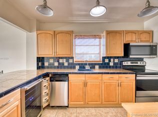 1020 94th St APT 501, Bay Harbor Islands, FL 33154