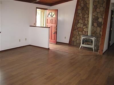 2nd image of 1501 Kinsley Ln