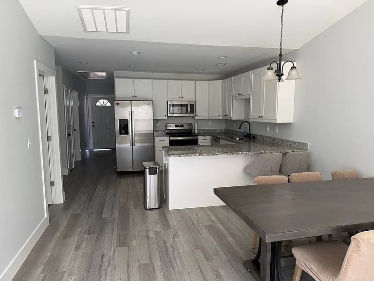 1334 Turpin Rd #1 — Photo 9