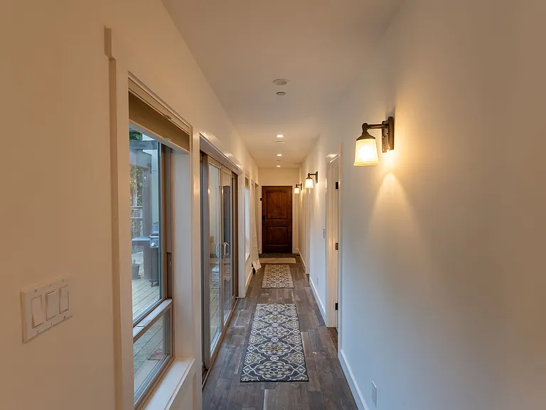 610 Forest Ave — Photo 33