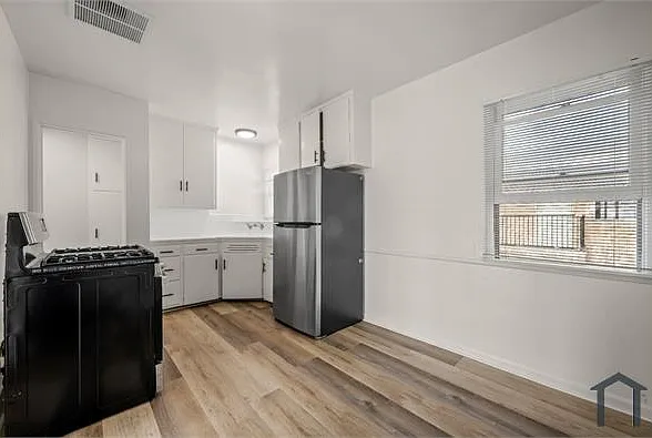 4112 Palmwood Dr #6 — Photo 5