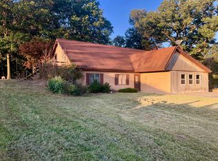 33404 Hawk Ave, Bevier, MO 63532