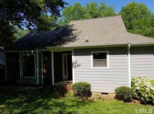 121 Clancy Cir, Cary, NC 27511