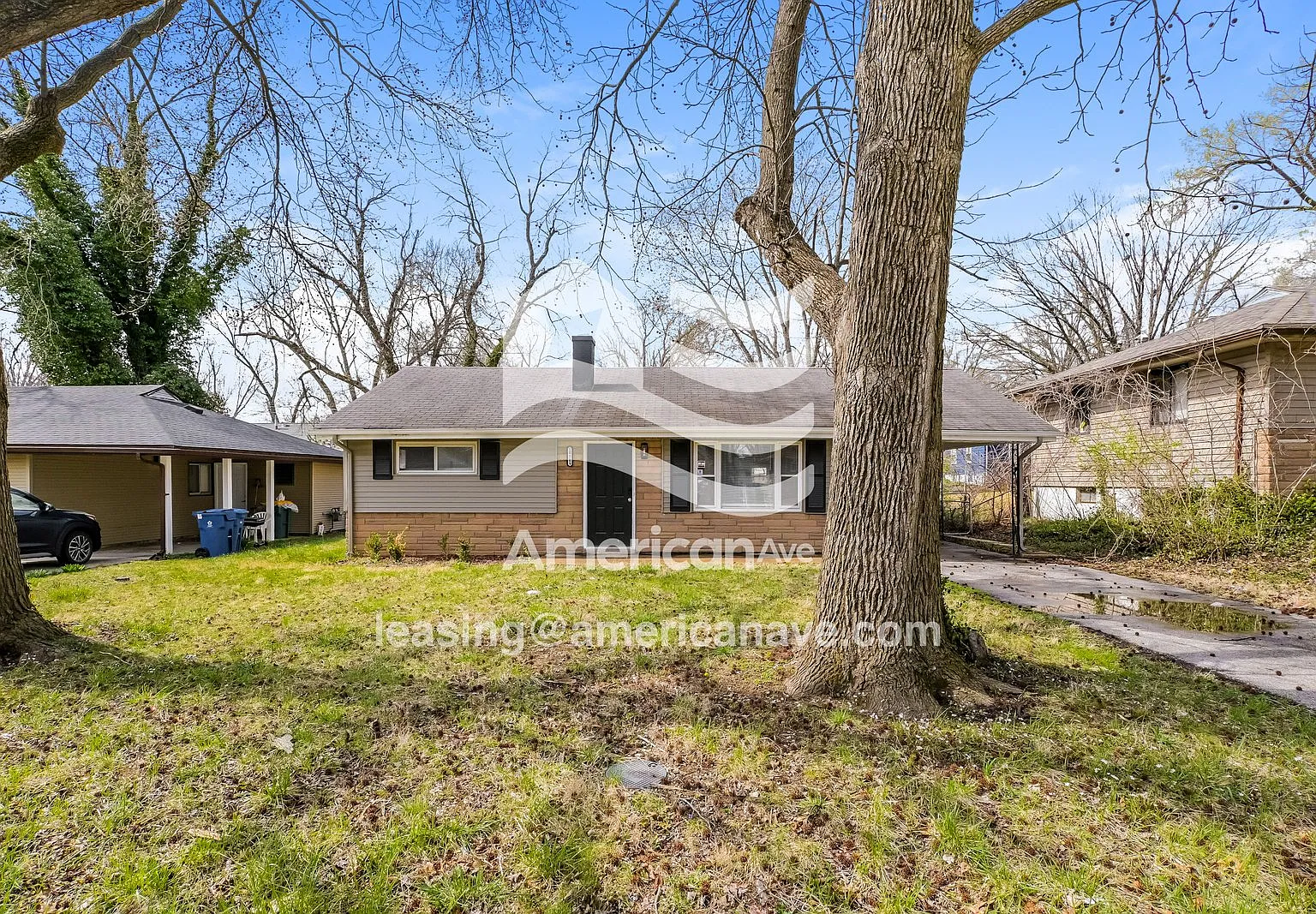 3 bed, 1.0 bath, 1002 sqft, $1,147 — Photo 1