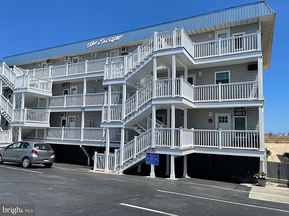 2nd image of 12505 Wight St Unit 9A
