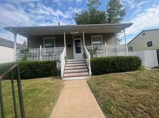 4453 Itaska St, Saint Louis, MO 63116