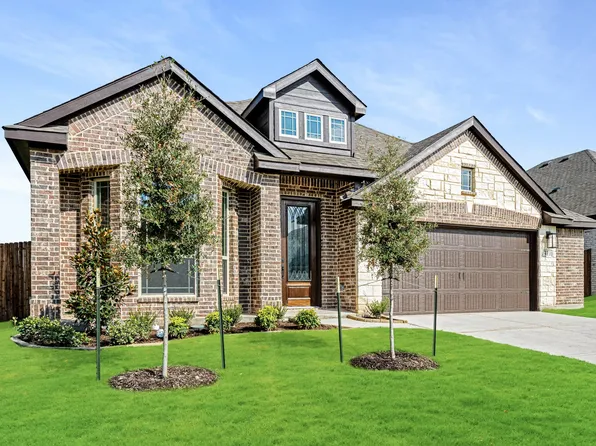 411 Laurel Ln, Glenn Heights, TX 75154