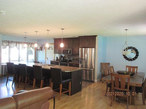 5th image of 304 Hillcrest Dr