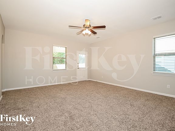 3rd image of 14237 Stallion Ridge Dr