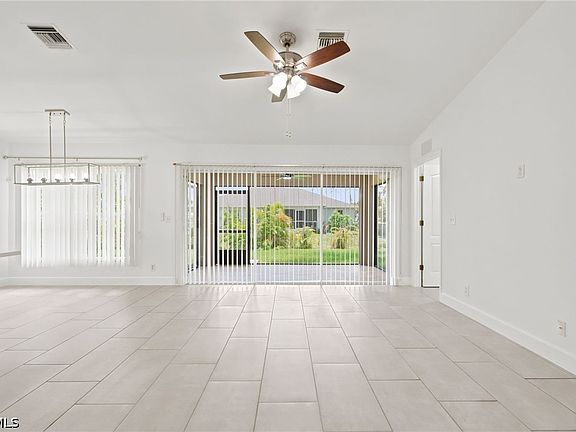 4th image of 841 NE 6th Ave