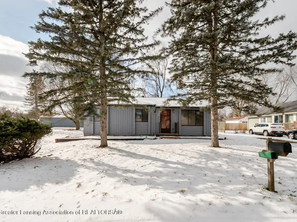 5650 Hughes Rd, Lansing, MI 48911