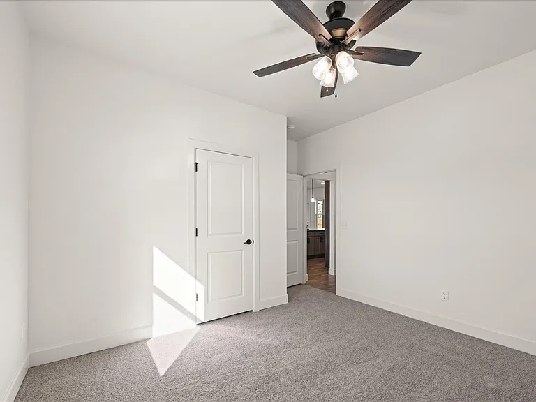 9738 Renee St — Photo 24