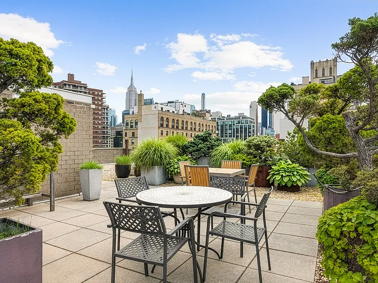 344 W 23rd St #2B — Photo 8