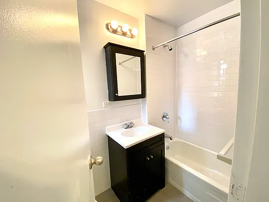 Rented by Douglas Elliman | media 8