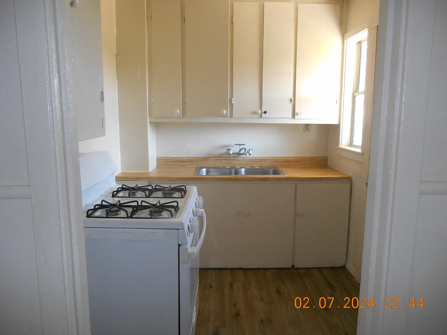 2 bed, $1,795 — Photo 3