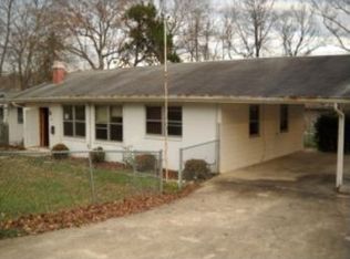 125 S Purdue Ave, Oak Ridge, TN 37830