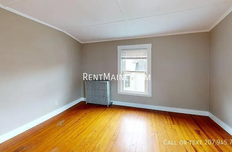 28 Pleasant St #4 — Photo 4