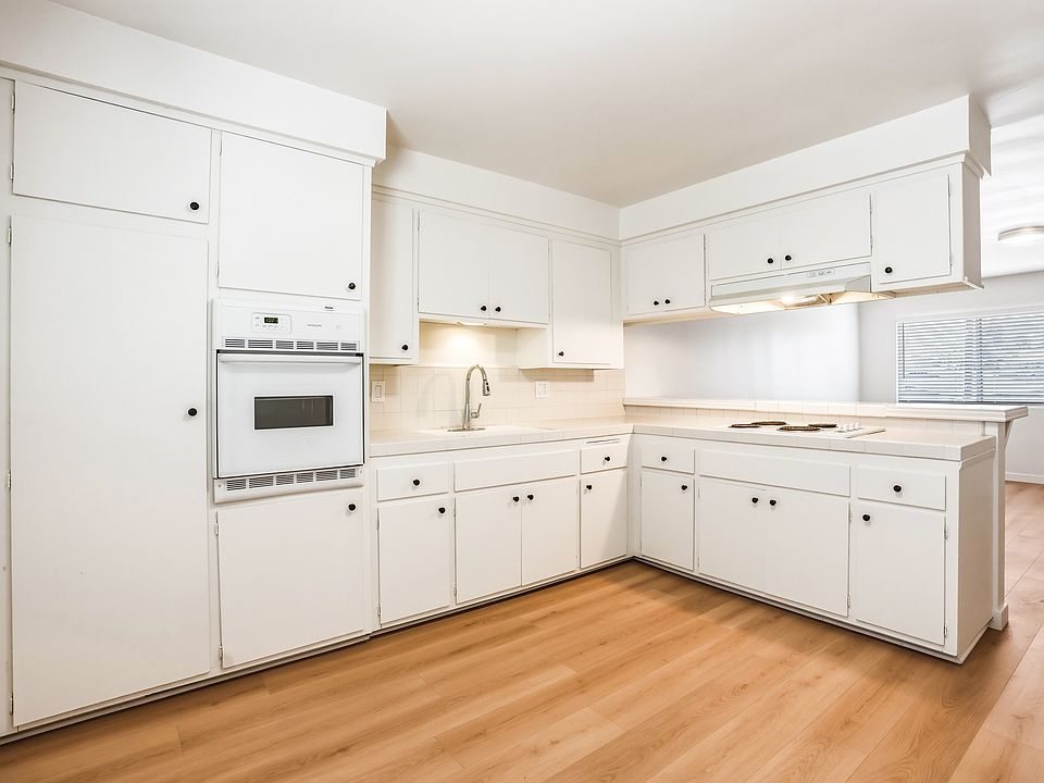 1st image of 1517 Colorado Blvd #3