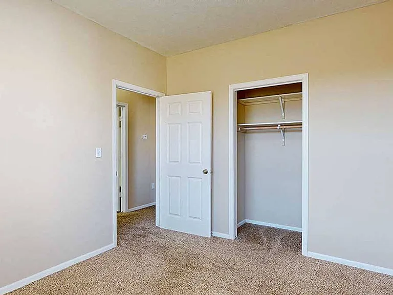 Ridge Pointe Villas — Photo 83