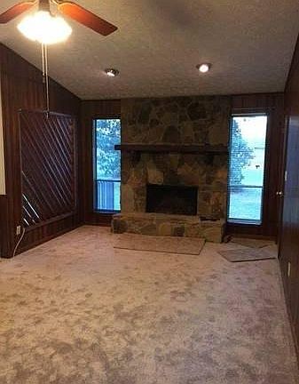 3rd image of 2560 Big Oaks Dr SW
