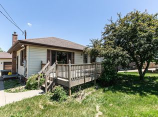 3585 Crescent Rdg, Dubuque, IA 52003