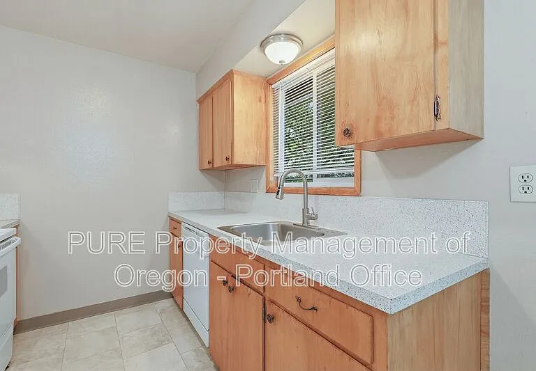 1313 SE 130th Ave — Photo 11