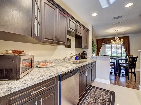 4th image of 1535 Woodbridge Lakes Cir